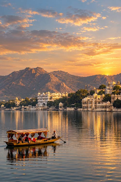 Boat on Pushkar lake at dusk